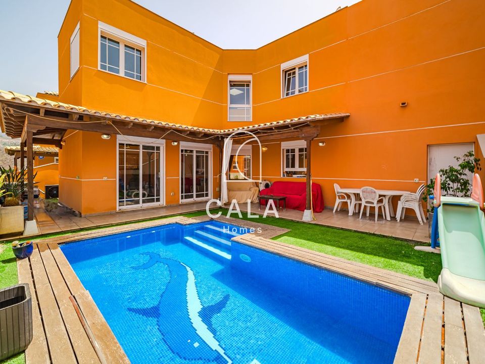 Villa i Playa De Los Cristianos, Tenerife - foto 1