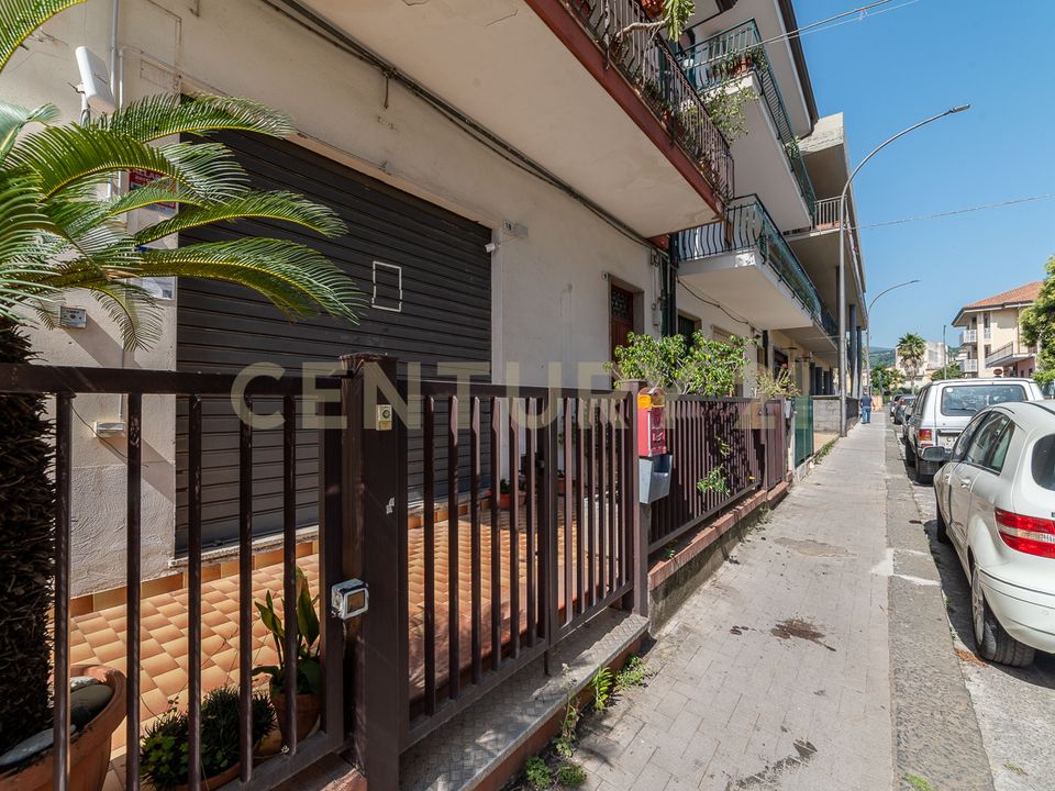 Erhvervsejendom i Fiumefreddo di Sicilia, Catania - foto 4