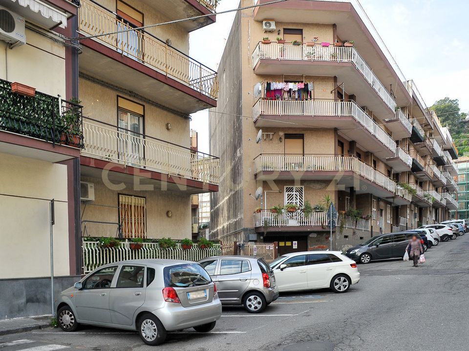 Lejlighed i Aci Catena, Catania - foto 1