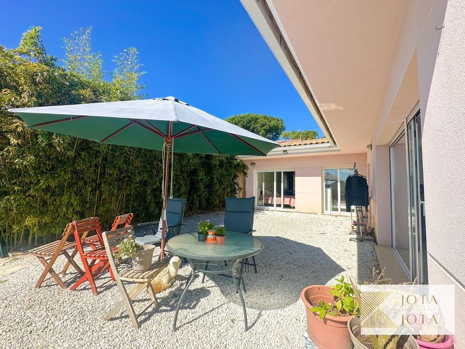 Villa a Tordera, Barcelona - foto 1