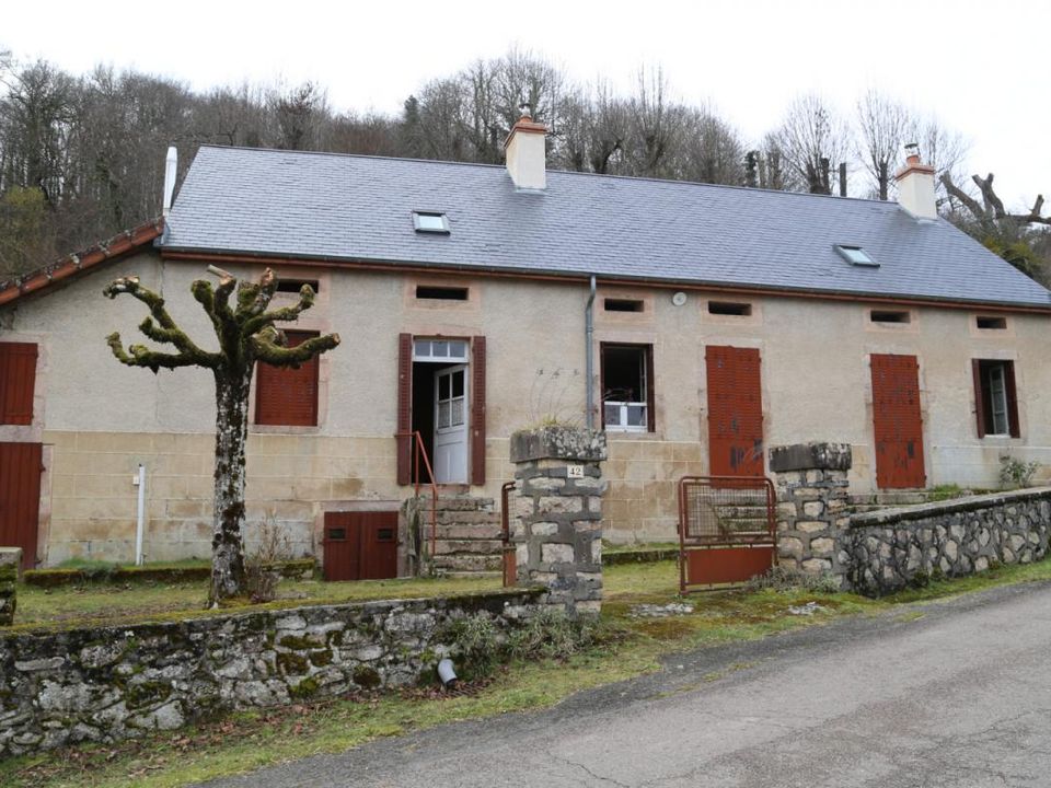Landejendom i La Comelle, Saone-et-Loire - foto 1