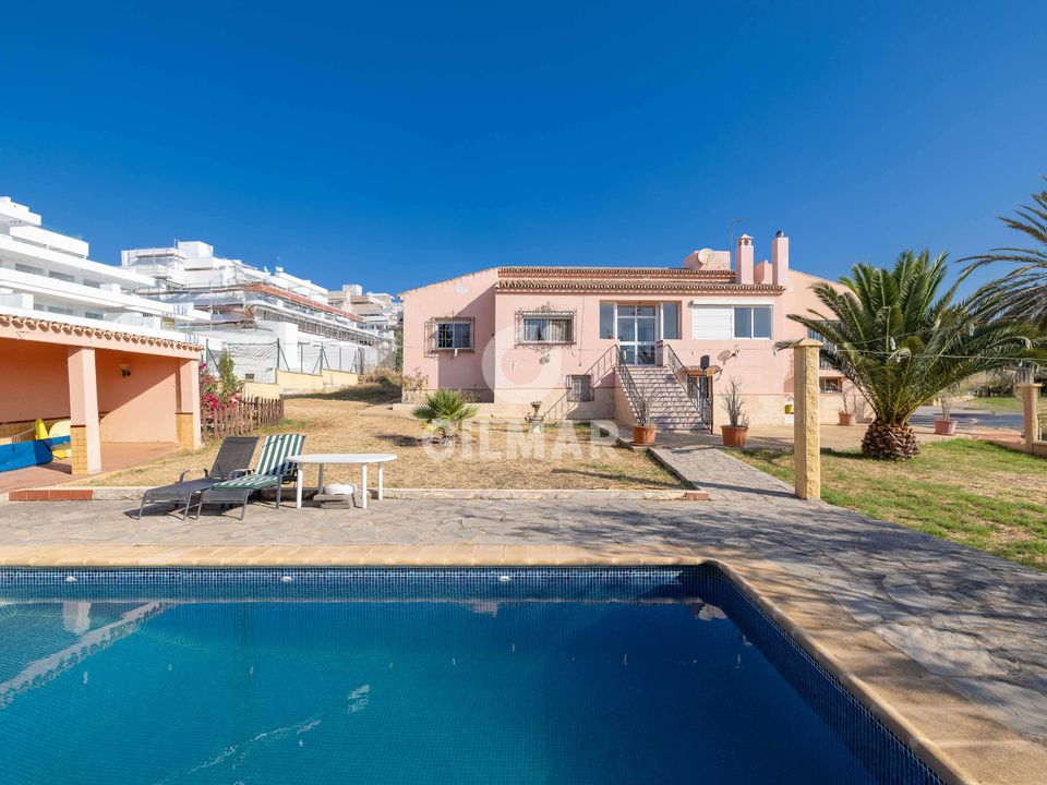 Villa i Estepona, Malaga - foto 1