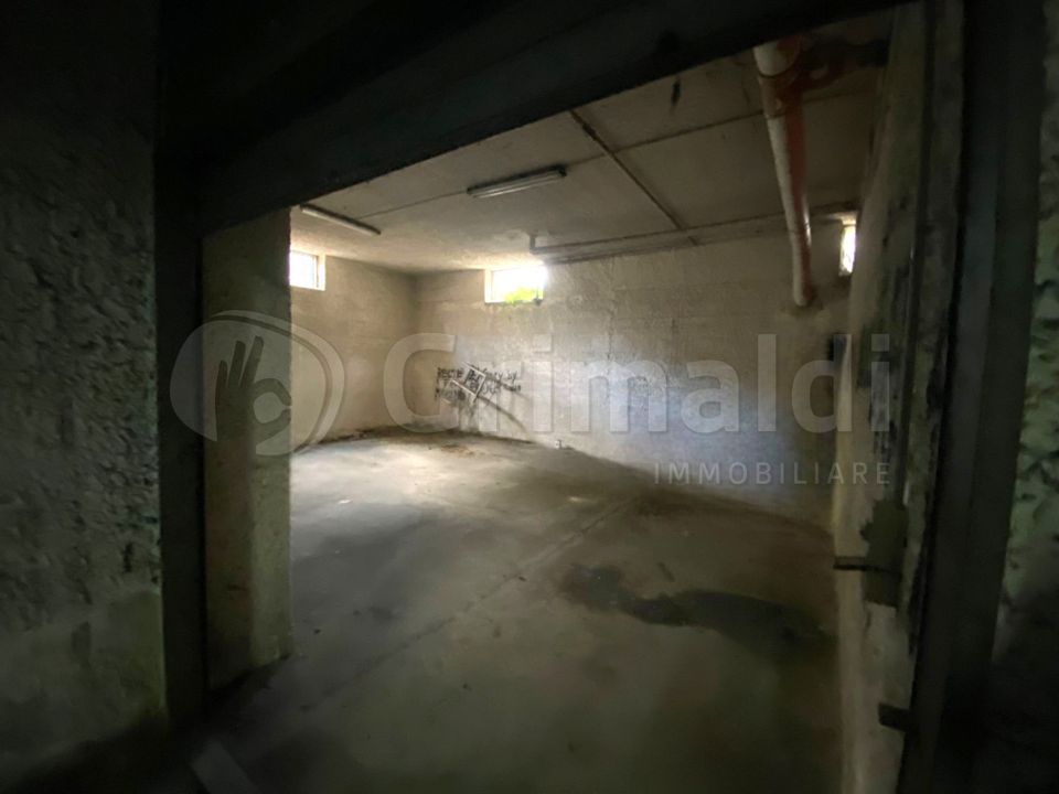 Garage Melito di Napoli, Naples - foto 3