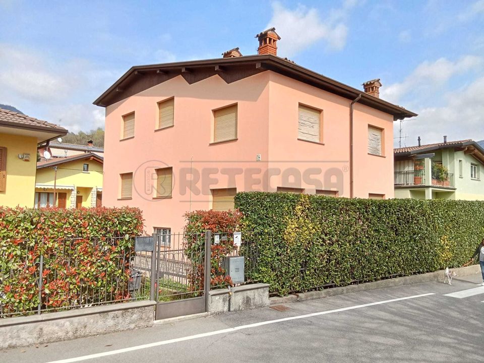 Villa i Nembro, Bergamo - foto 1