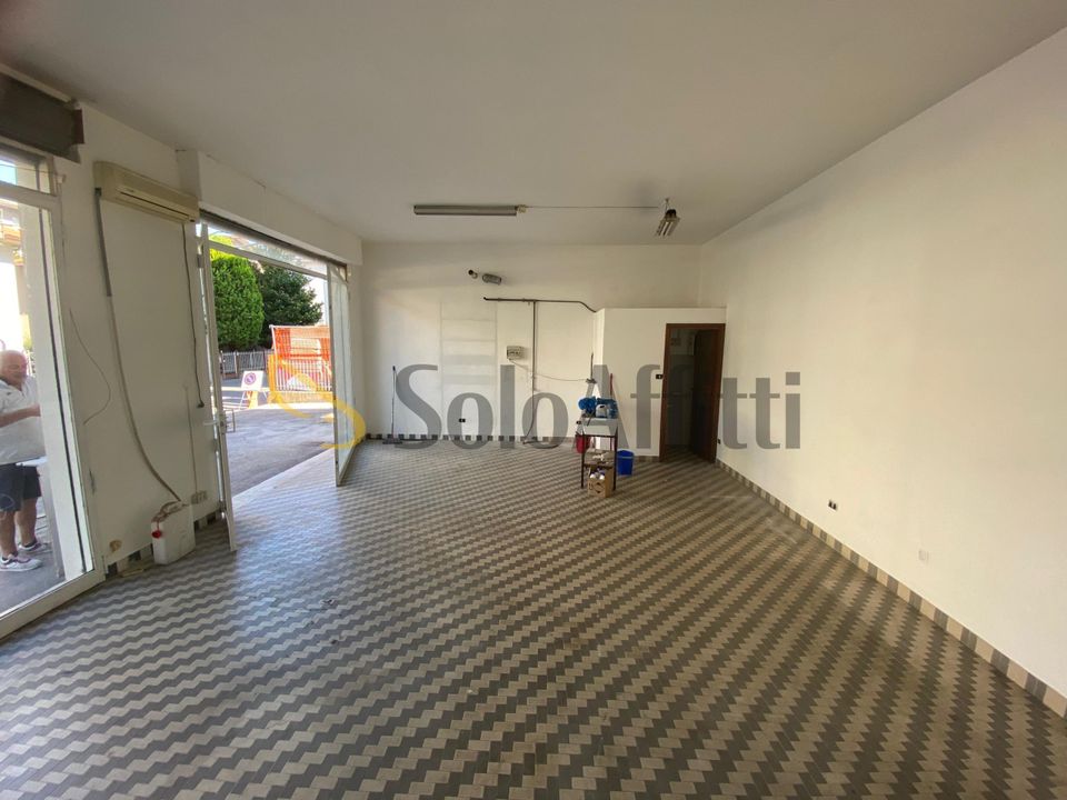 L'establiment comercial a Rimini, Rimini - foto 3