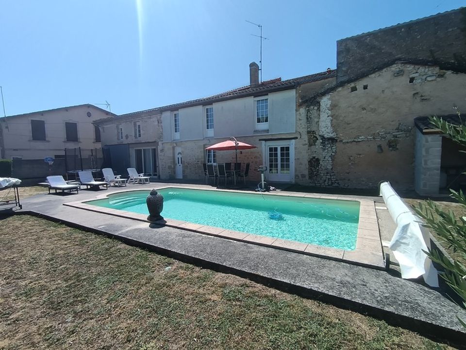 Landejendom i St.-Martin-Lacaussade, Gironde - foto 1