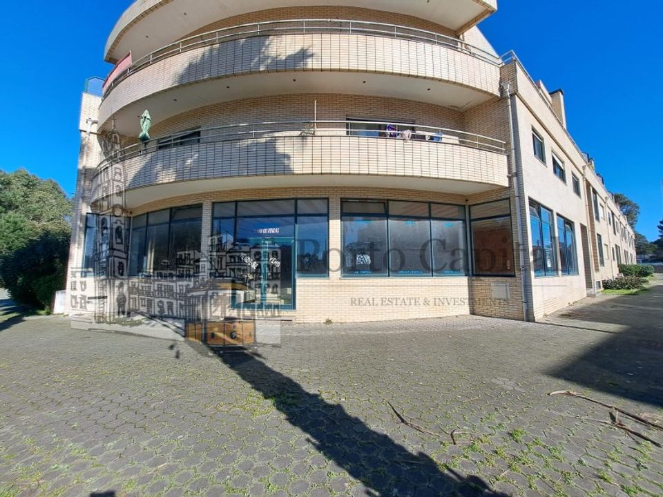 Erhvervsejendom i Madalena, Porto - foto 2