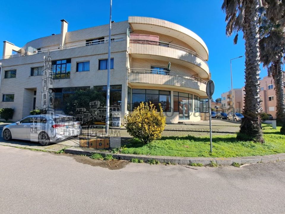 Erhvervsejendom i Madalena, Porto - foto 3