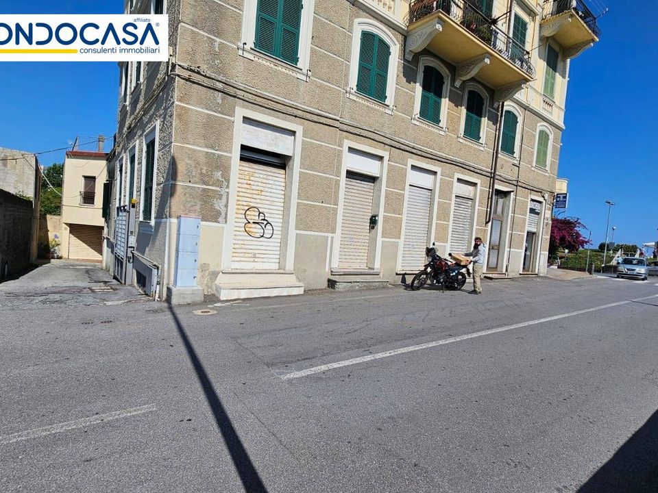 Lejlighed i Albisola Superiore, Savona - foto 2