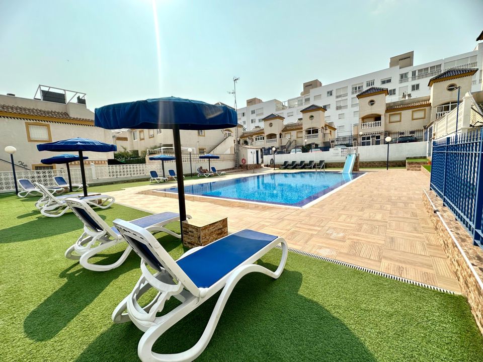 Bungalow in Guardamar Del Segura, Alicante - photo 1