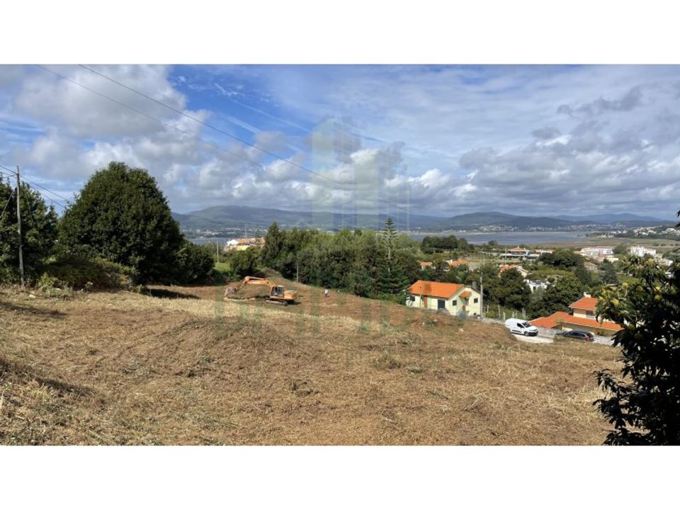 Helårsgrund i Caminha, Viana do Castelo - foto 1