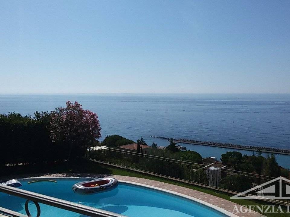 Villa i Ospedaletti, Imperia - bilde 5