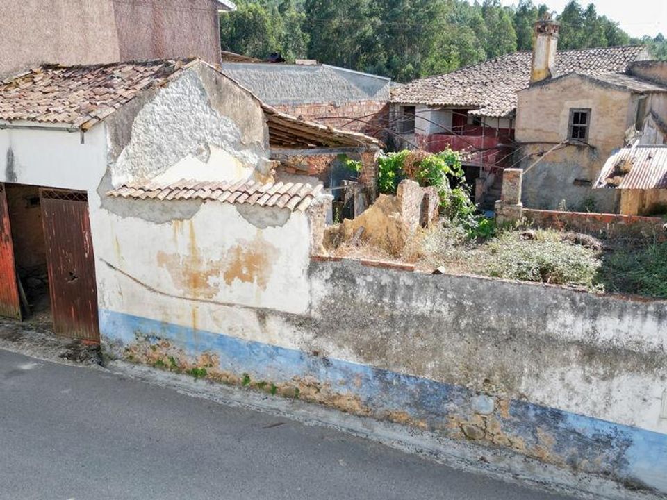 Dom szeregowy: Miranda do Corvo, Coimbra – zdjęcie 1