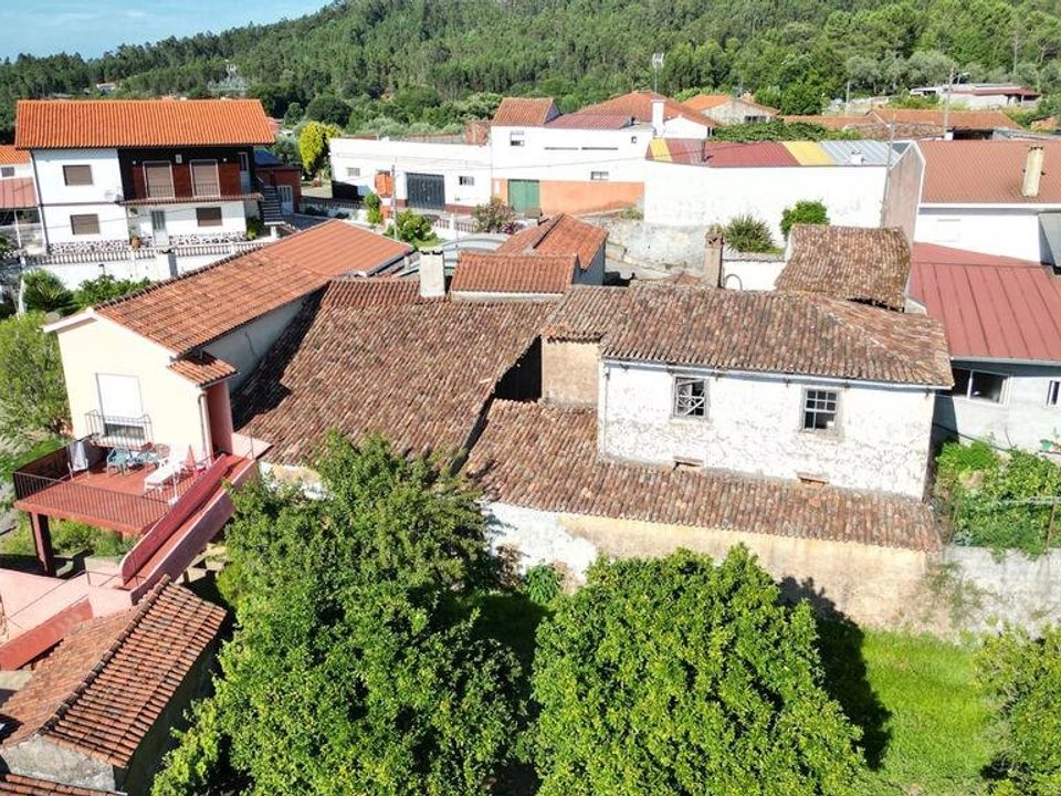 Dom szeregowy: Miranda do Corvo, Coimbra – zdjęcie 3