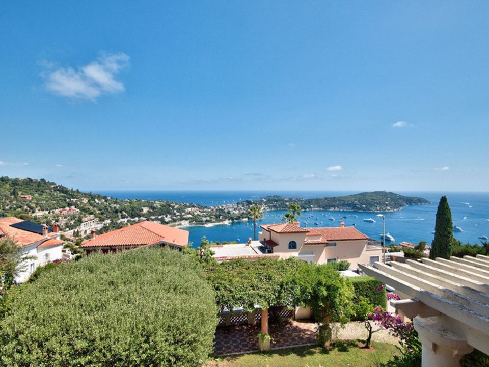 Villa i Villefranche-sur-Mer, Alpes-Maritimes - foto 1