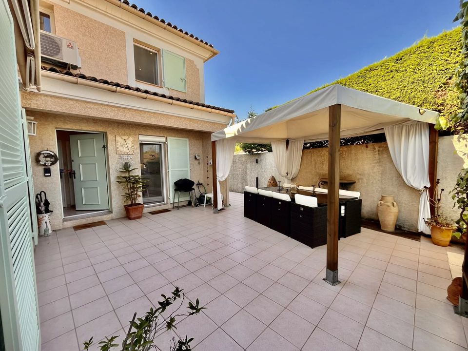 Villa i Villeneuve-Loubet, Alpes-Maritimes - foto 5