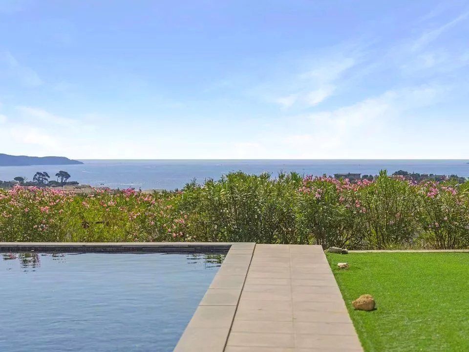 Villa i Cavalaire-sur-Mer, Var - foto 1