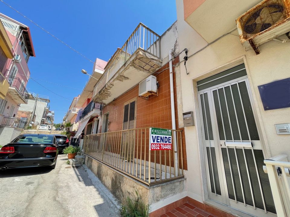 Byhus i Pozzallo, Ragusa - foto 1