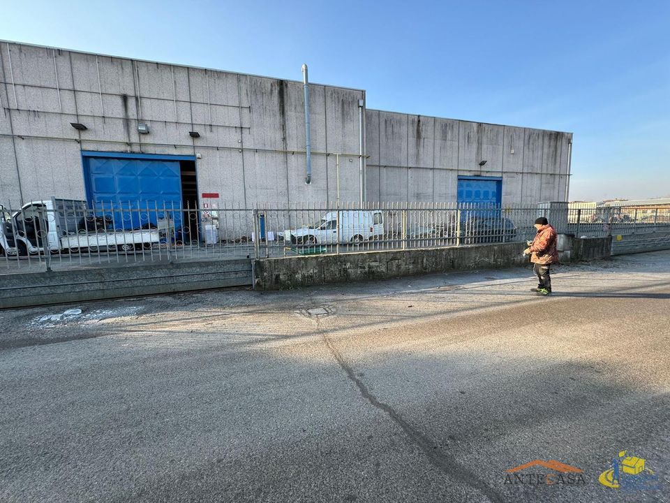 Erhvervsejendom i Parma, Parma - foto 1