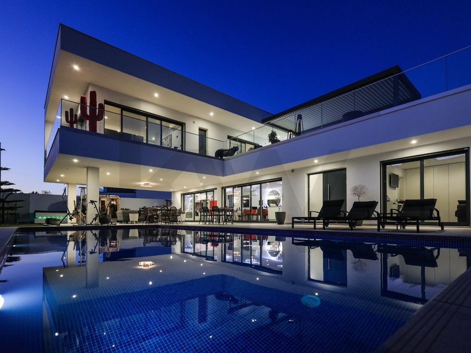 Villa i Alcantarilha, Faro - foto 1