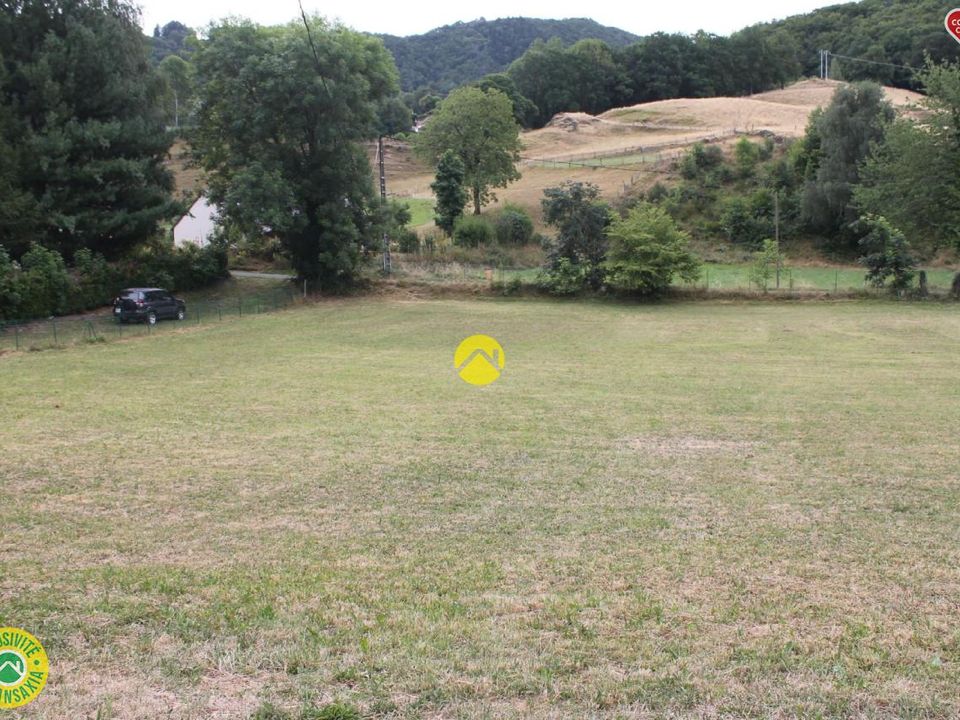 Helårsgrund i Vic-sur-Cère, Cantal - foto 1