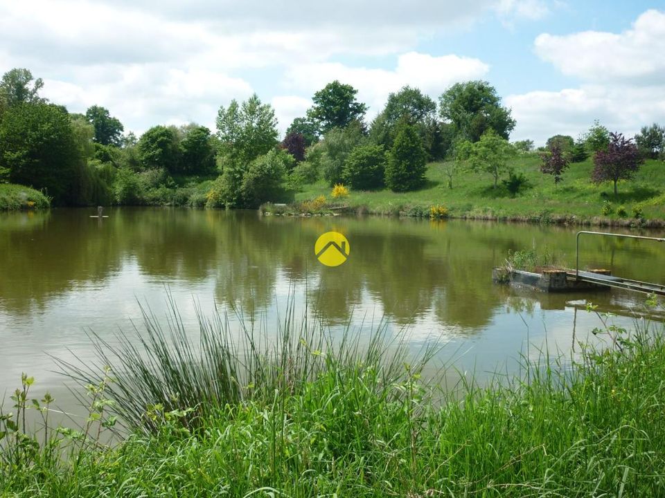Helårsgrund i Néris-les-Bains, Allier - foto 2