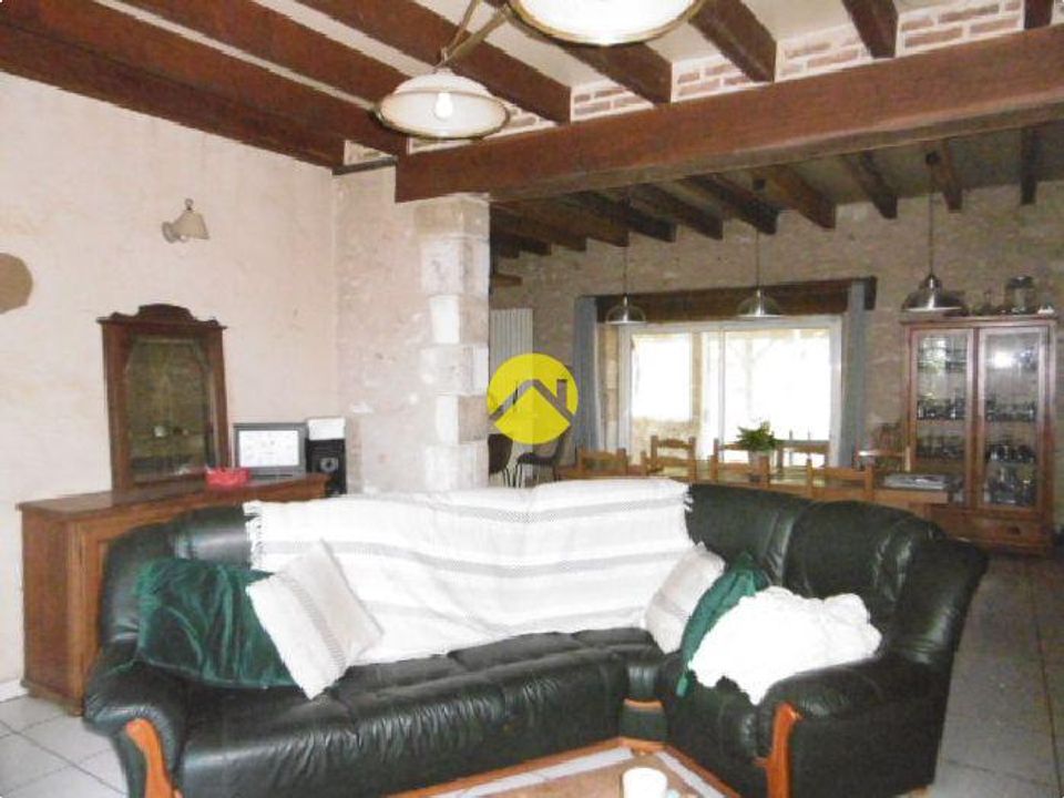 Landejendom i Saint-Hilaire-sur-Benaize, Indre - foto 3