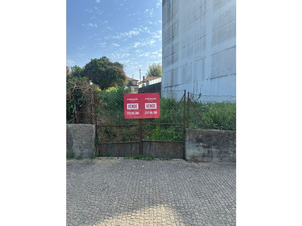 Helårsgrund i Maia, Porto - foto 1