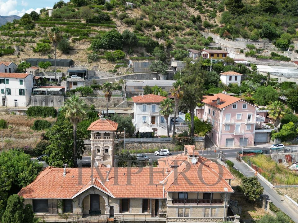 Villa i Ventimiglia, Imperia - foto 1