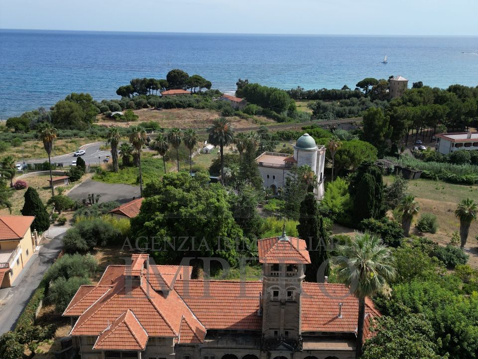 Villa i Ventimiglia, Imperia - foto 2