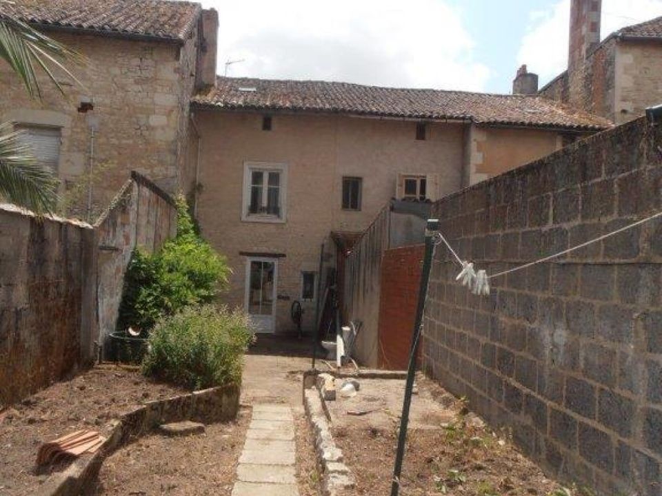 Villa i Sauze-Vaussais, Deux-Sevres - foto 1
