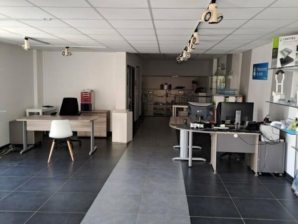 Erhvervsejendom i Fougeres, Ille-et-Vilaine - foto 2