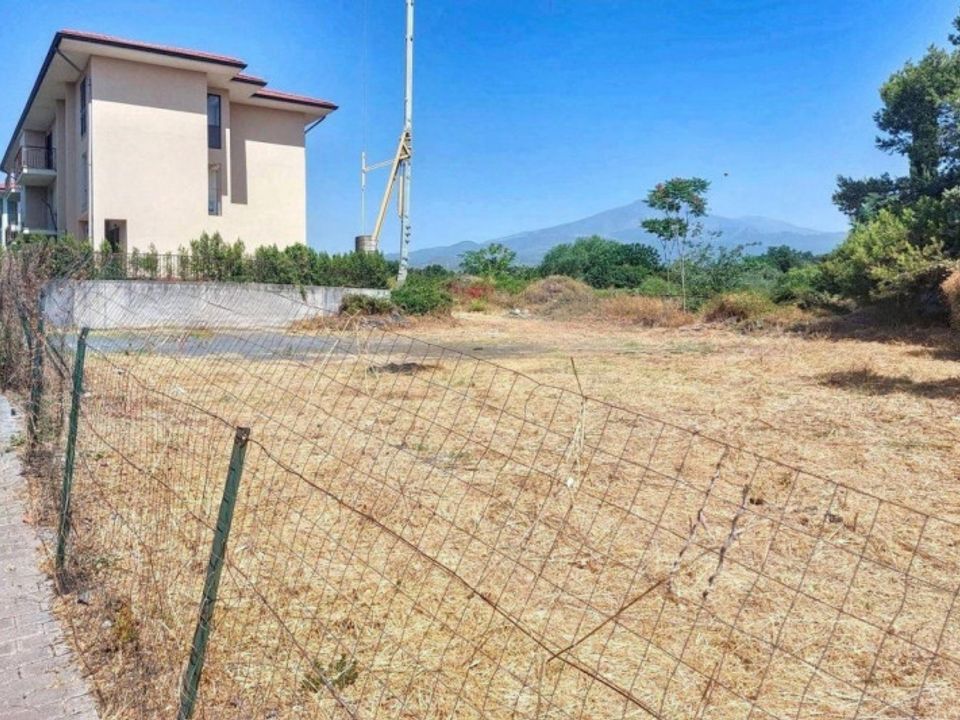 Helårsgrund i San Giovanni la Punta, Catania - foto 4