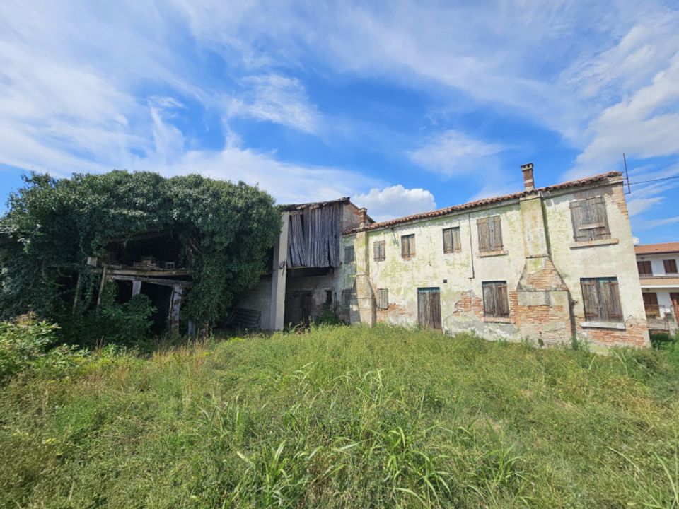 Helårsgrund i Solesino, Padua - foto 3