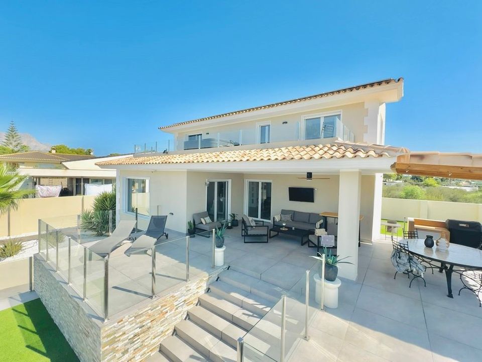 Villa i Alfaz del Pi, Alicante - foto 2