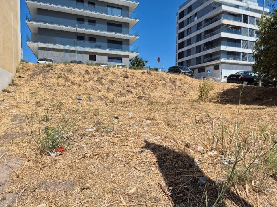 Terreno en Amadora, Lisbon - foto 2