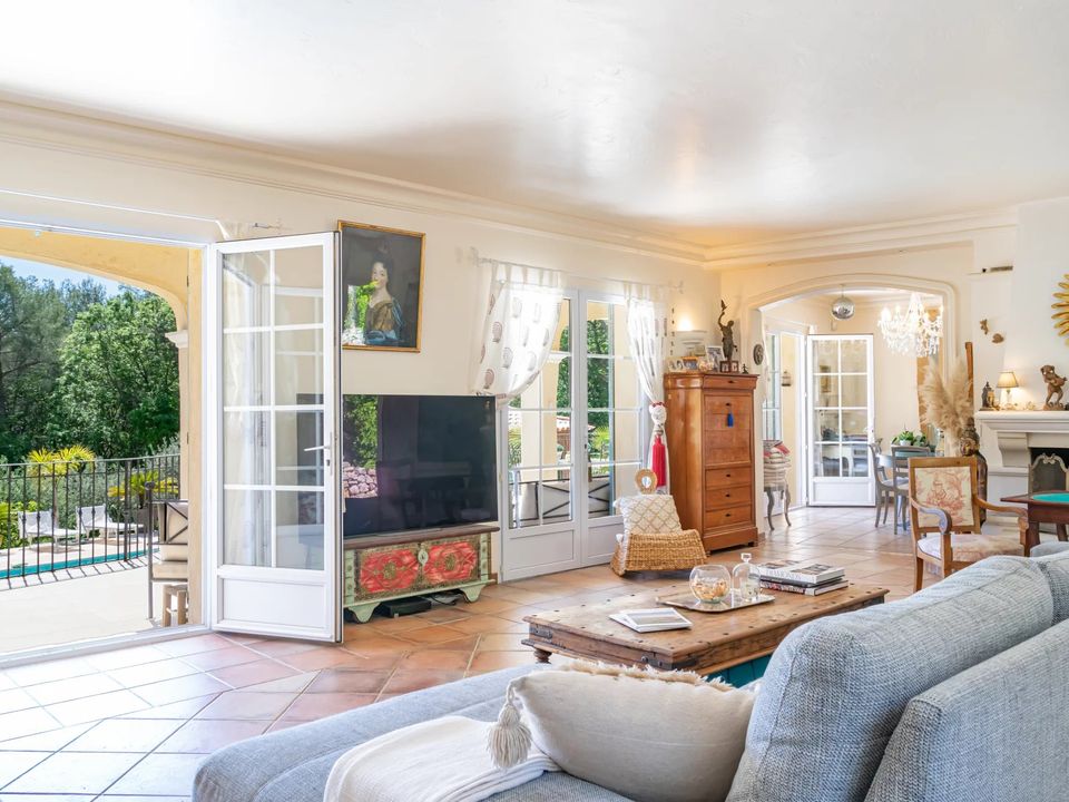 Villa i Le Rouret, Alpes-Maritimes - foto 1