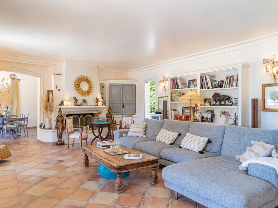 Villa i Le Rouret, Alpes-Maritimes - foto 2
