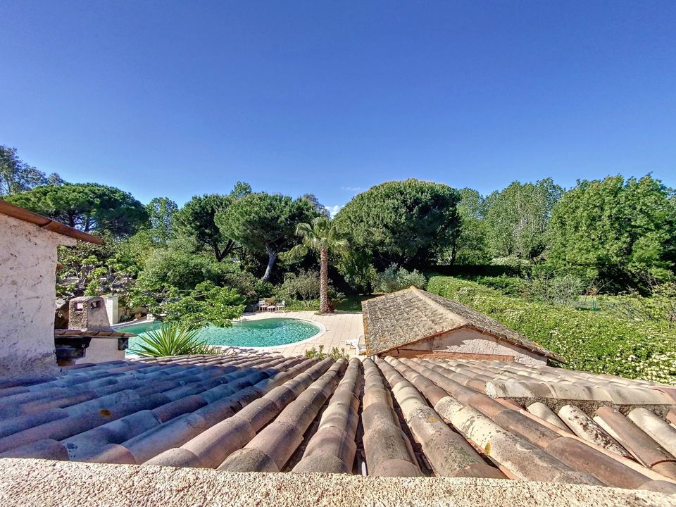 Villa i Antibes, Alpes-Maritimes - foto 1