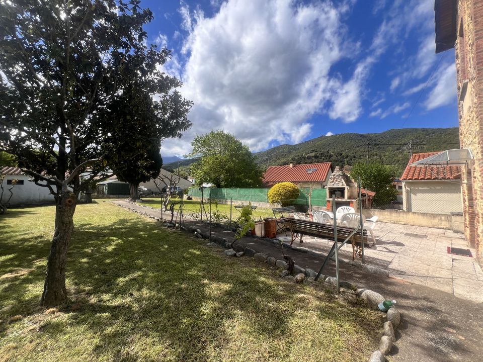Villa i Arles-sur-Tech, Pyrenees-Orientales - foto 2
