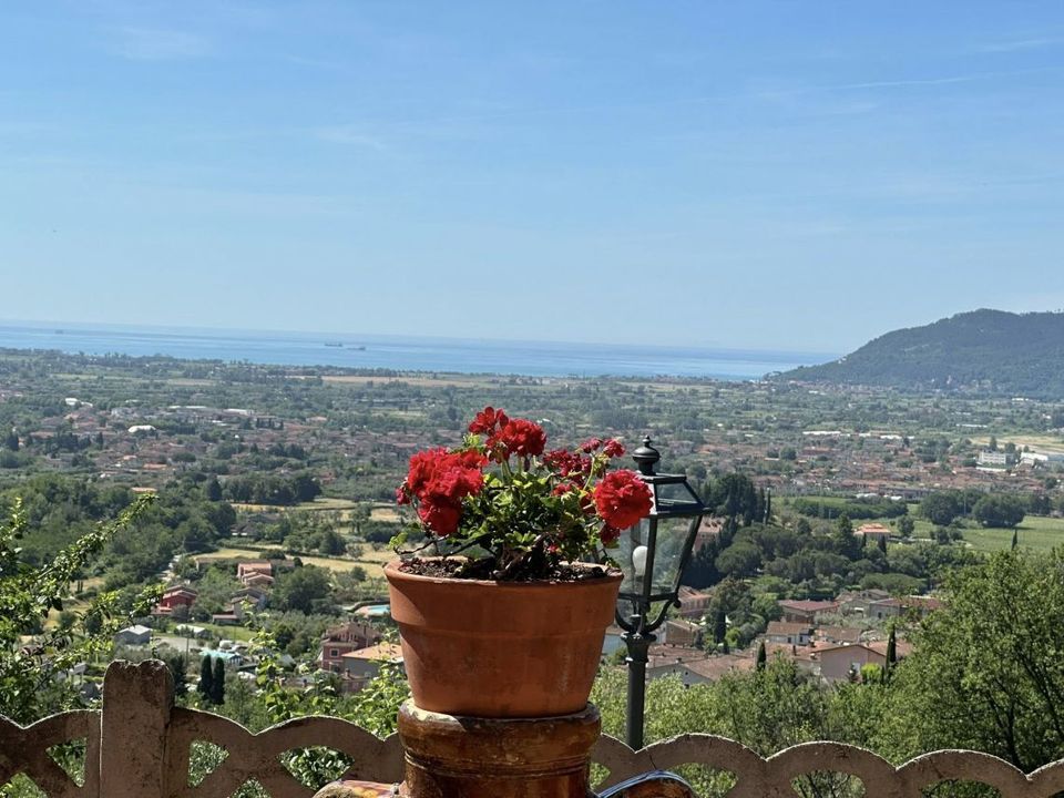 Villa i Fosdinovo, Massa and Carrara - foto 1