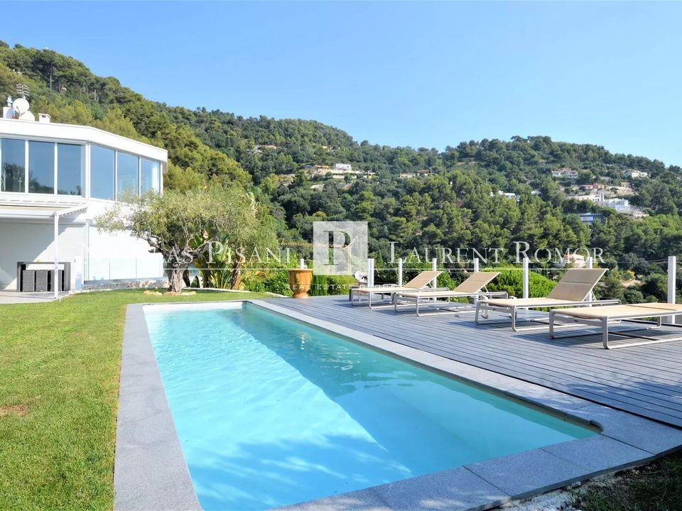 Villa i Roquebrune-Cap-Martin, Alpes-Maritimes - foto 1