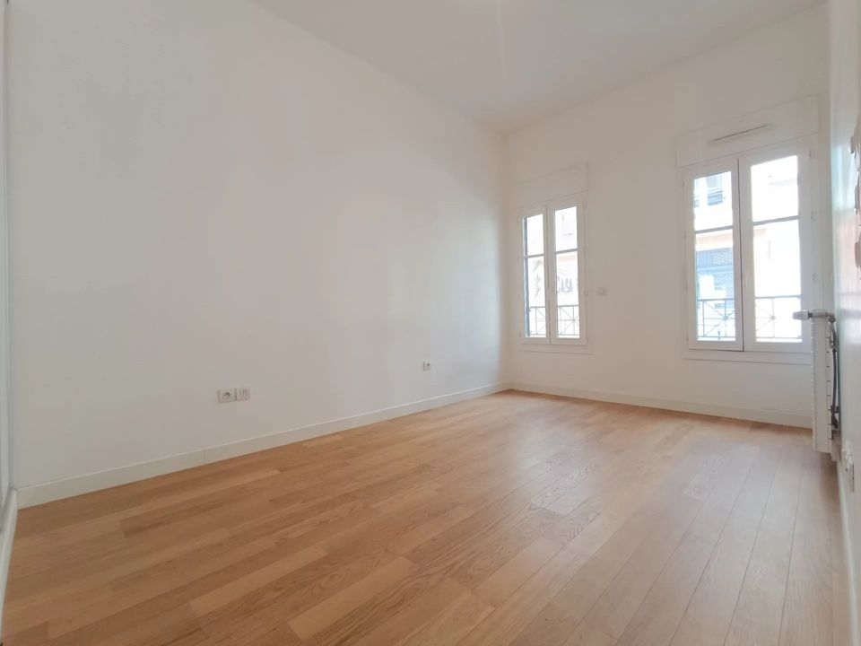 Lejlighed i Puteaux, Hauts-de-Seine - foto 5
