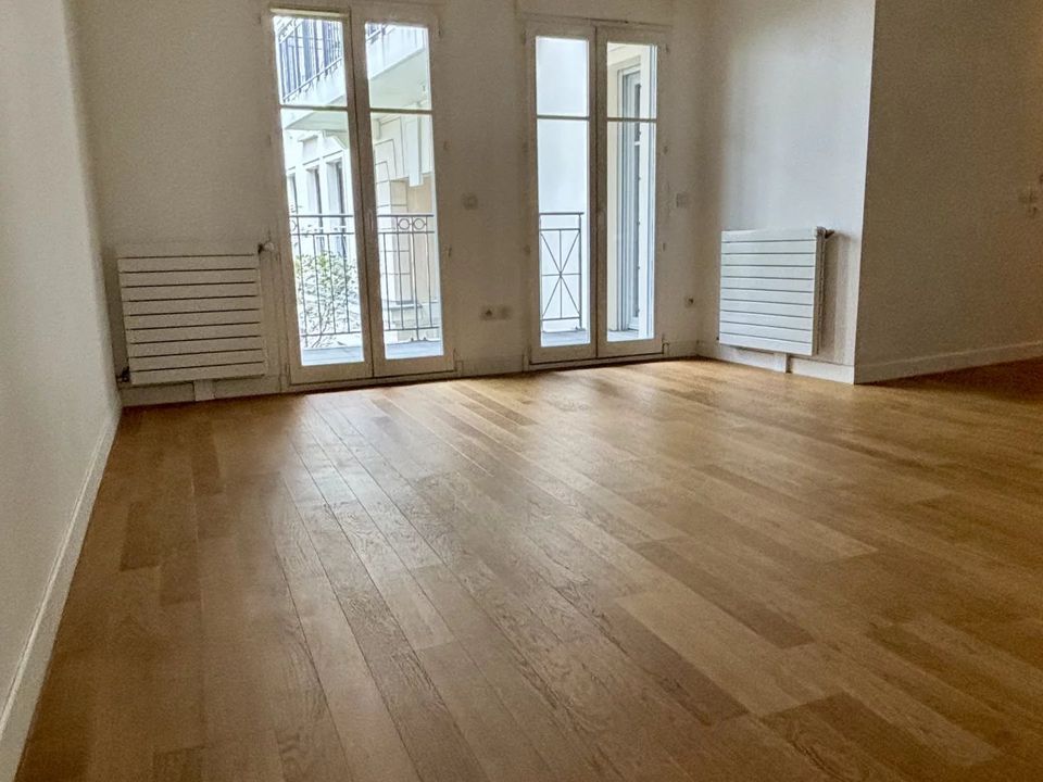 Lejlighed i Puteaux, Hauts-de-Seine - foto 1