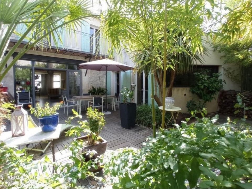 Landsbyhus i Saint-Laurent-d'Aigouze, Gard - foto 1