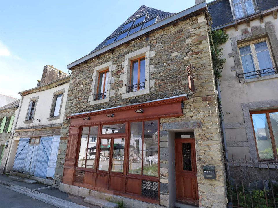 Villa in Carhaix-Plouguer, Finistere - foto 1