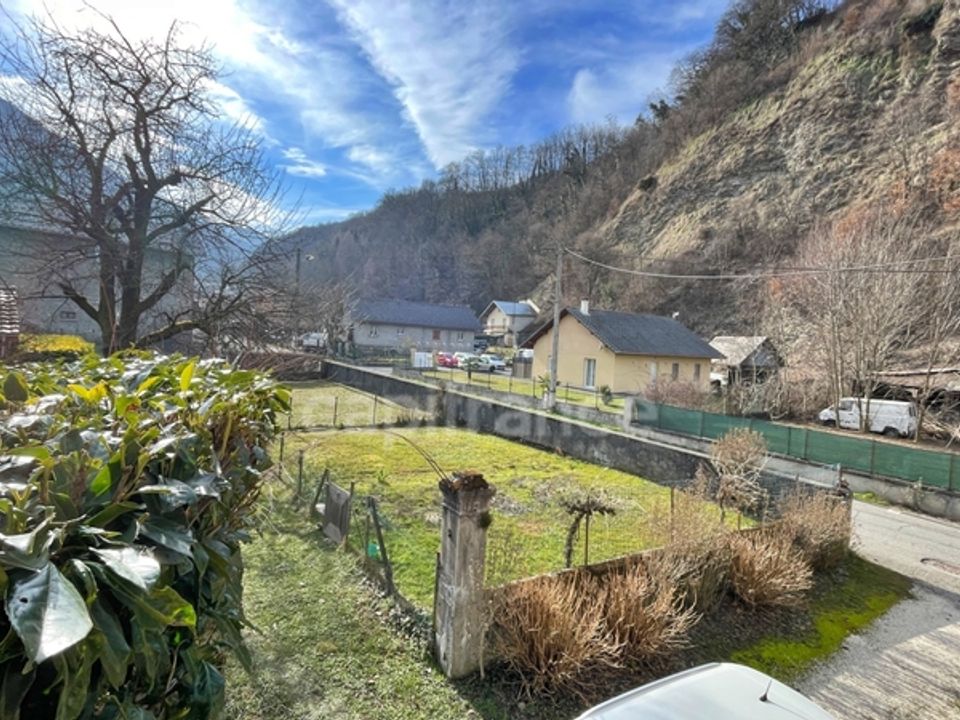 Landsbyhus i Saint-Étienne-de-Cuines, Savoie - foto 1