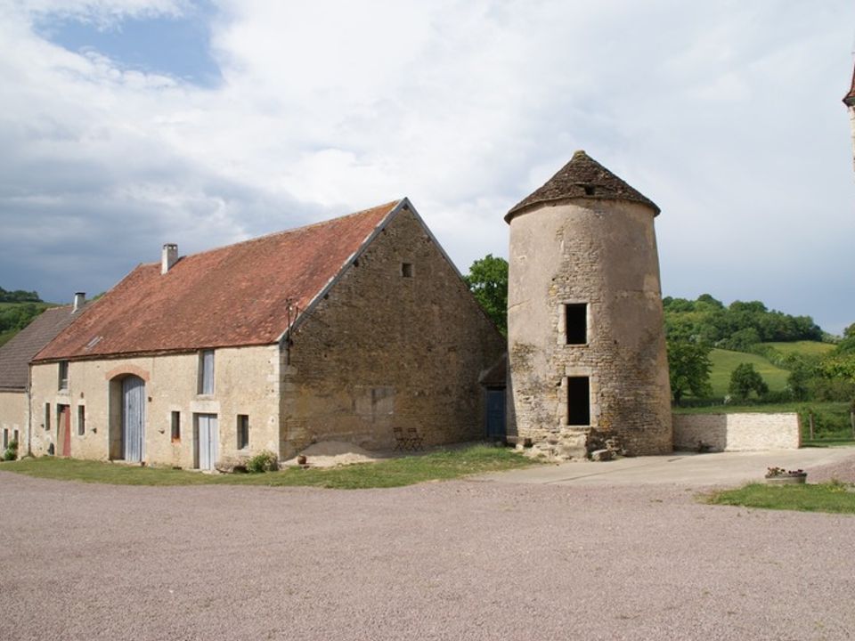 Gårdshus i Précy-sous-Thil, Cote-d'Or - bilde 2