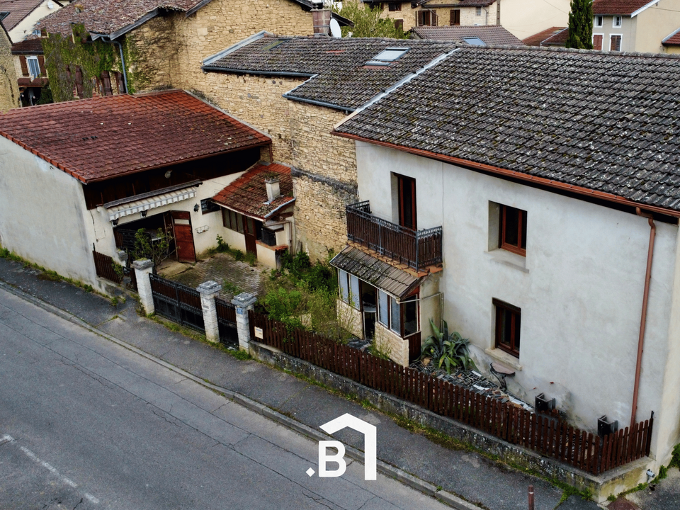 Villa i L'Isle-d'Abeau, Isere - foto 1