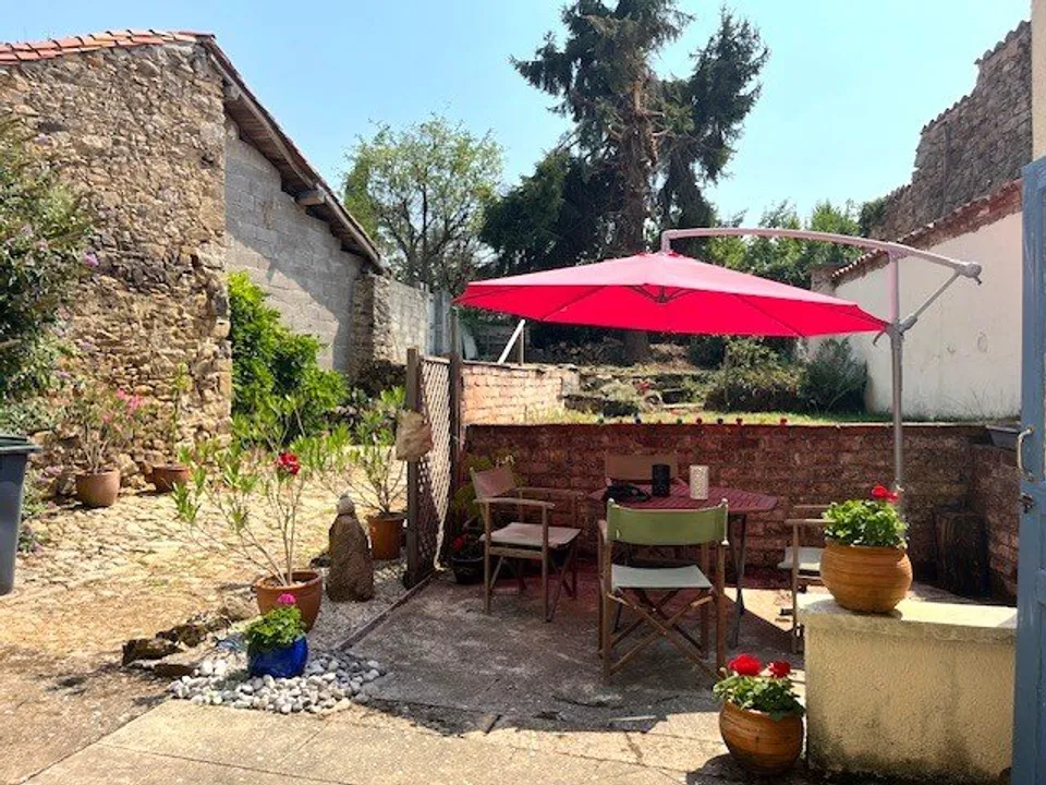Villa i Les Salles-Lavauguyon, Haute-Vienne - foto 2